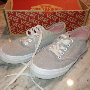 GUC Vans Size 7.5